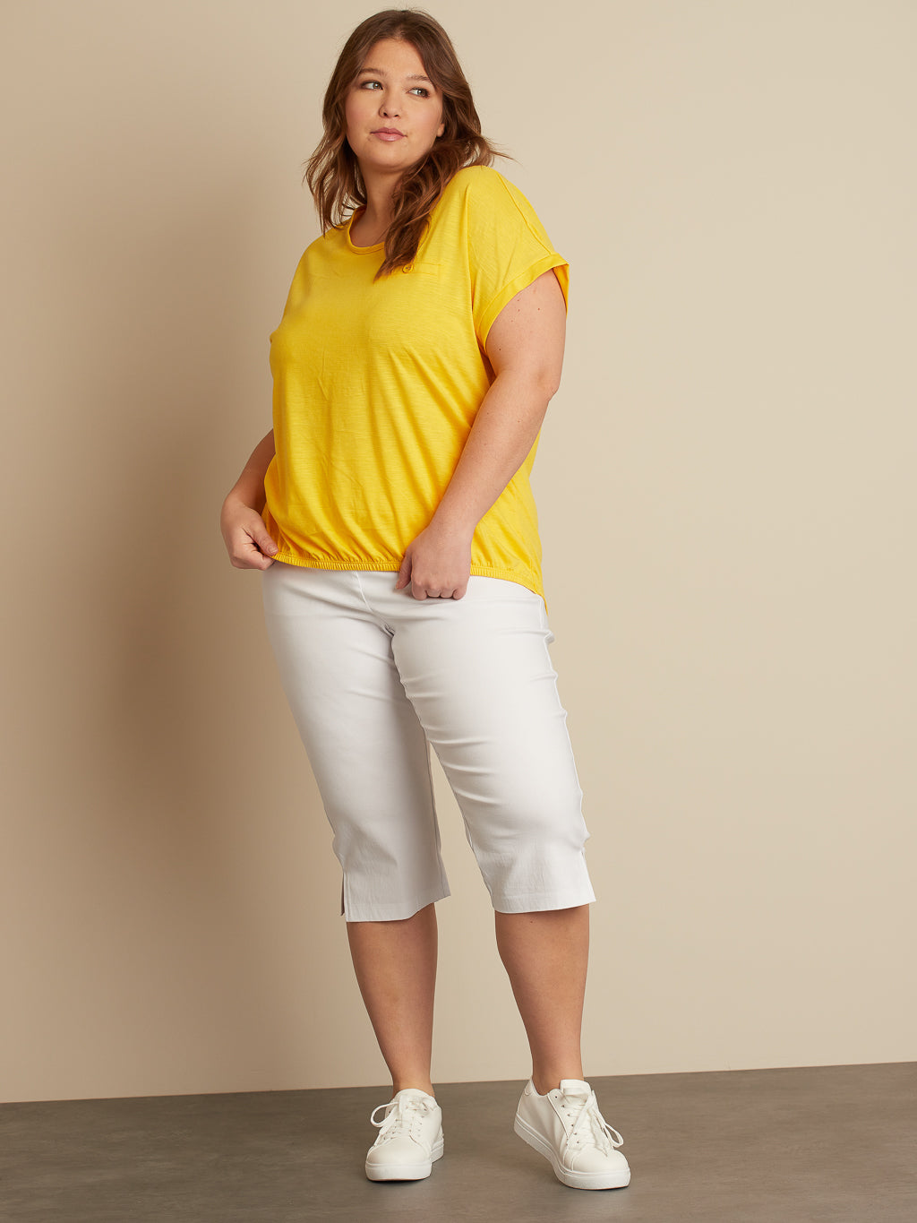 Loose t-shirt with elastic hem – Claire France